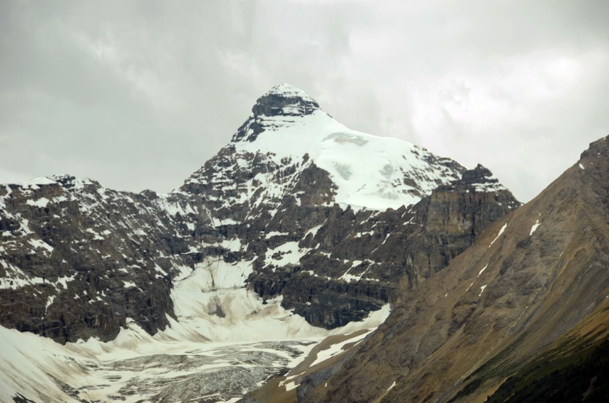 01 Mount Athabasca In Summer From Just Before Columbia Icefields On Icefields Parkway